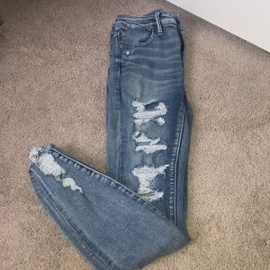American Eagle Next Level Strech Ripped jeans